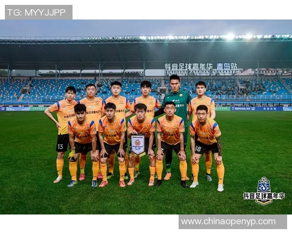 被多次当成足球踢的球星背后故事揭示他与足球的缘分