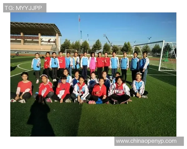 足球利马球星头像展现绿茵风采塑造激情时刻与传奇故事 足球利马球星头像展现绿茵风采塑造激情时刻与传奇故事